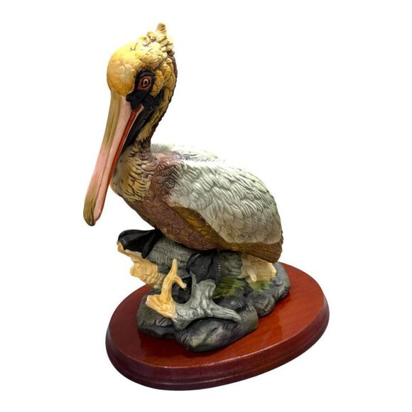Royal Crown Ceramic Pelican Figurine On Wood Base 9" Desk Paperweight Large - Picture 2 of 7